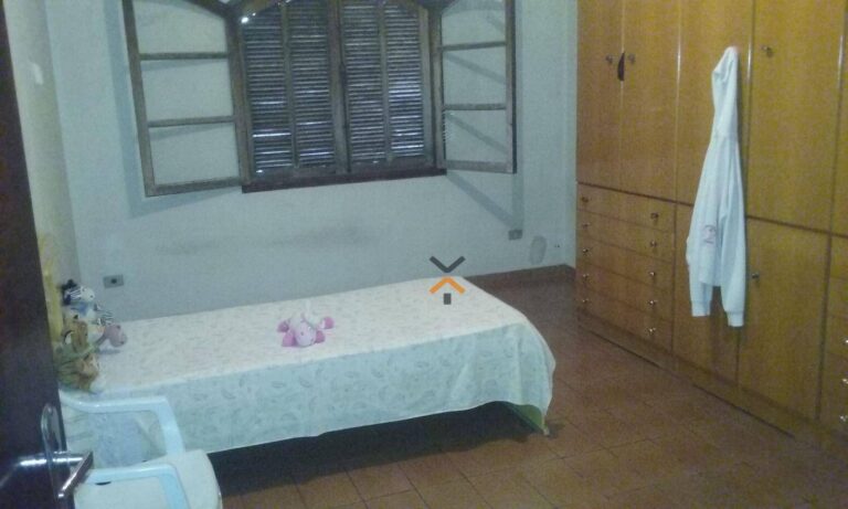 0132385af1c41d9a653fa3d4e7fce169-1