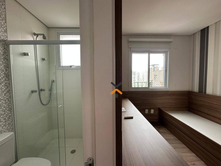 032a5c0fb6b03d3a2026629d6c26496d-1