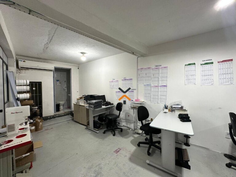 03eaa7b55ef24a6ae55e9860c9b62775-1