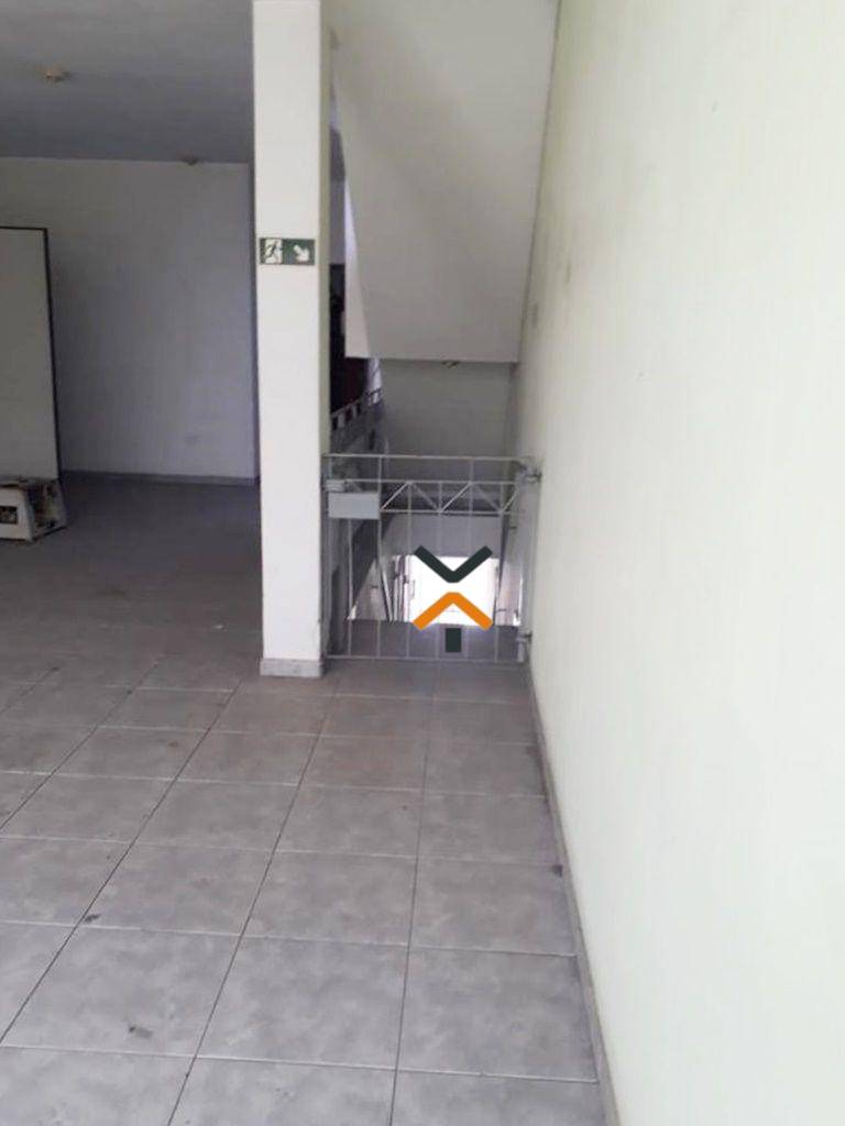 0657886bf4f12409994ecae359b5ef9e-1