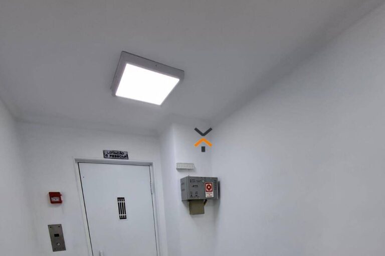 0d07afa307c398e4d1b2e534ddb448e5-1