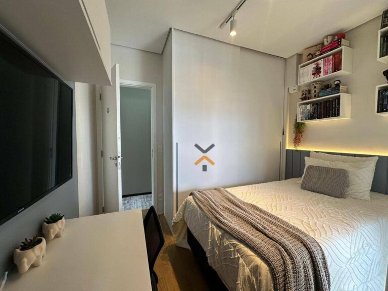 10a17c06cc823f7ab3bd4760b9fff4d5-1