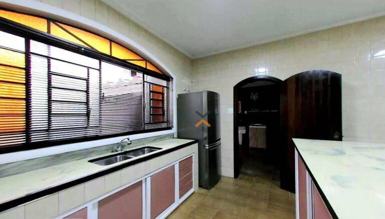 1100ba216486c3b00b2130fa6dfd1856-1