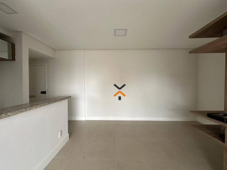 12f73a3a5919aa221bed35069d6750dc-1