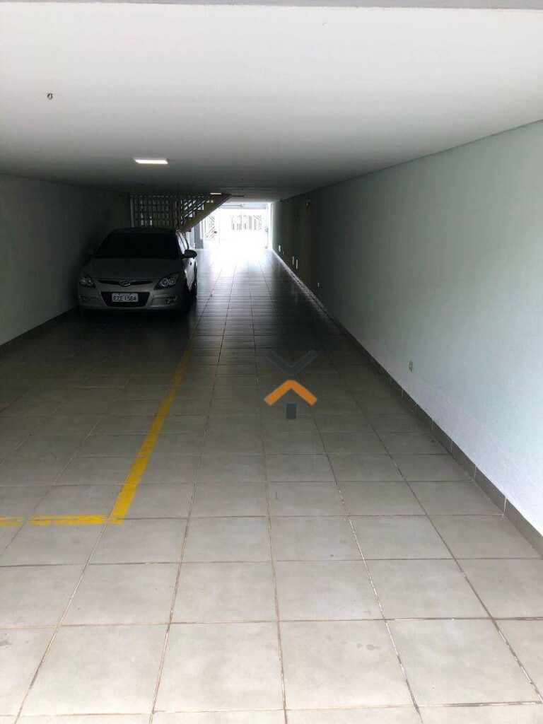 14aca85c7a06d4683d8c04c85f4dce3a-1