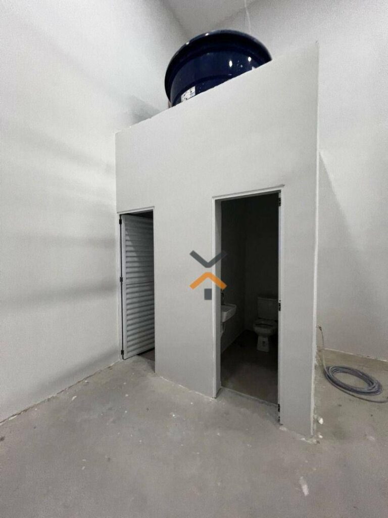 1742638e6ae408b8d66ed09577815a9f-1