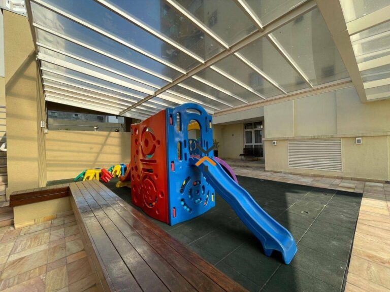 1b5f015a9d42cb235d6a3f33ce89a0ab-1