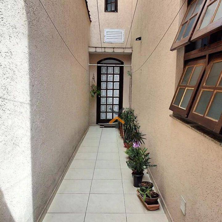 1b792cbe1da7044fc171c6452b7dd476-1