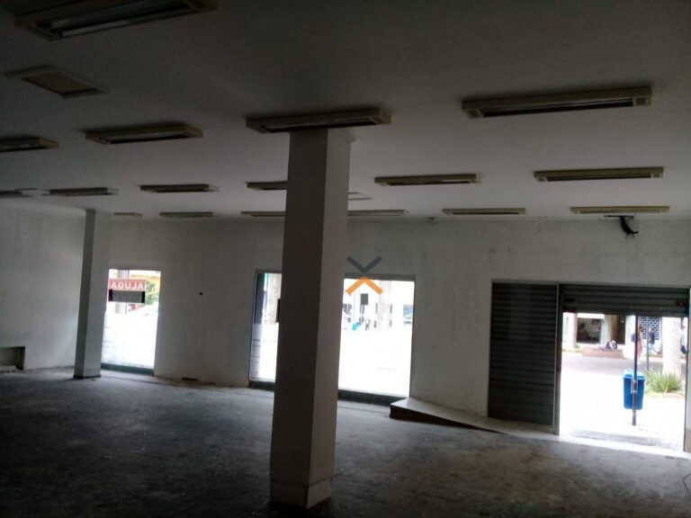 285a3dfa7b3ac1e36d2a86113654a180-1