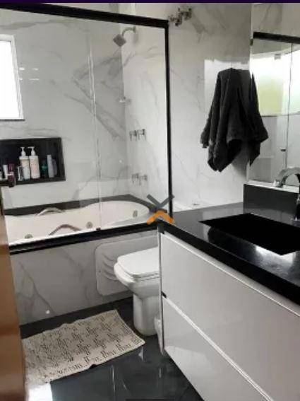 28ca80a403aea98a28c90094706db47a-1