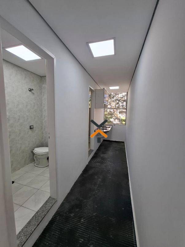 2d268a8ed046a477436f0de3e4aa9a84-1