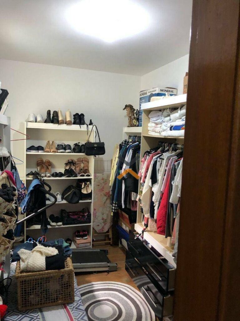 341439e5334421b6b8ee9762fc458b78-1