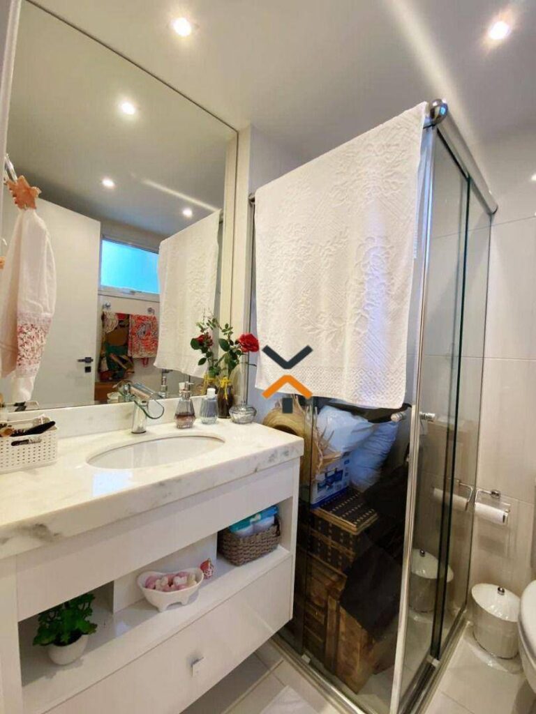 34321472c3ee8b209bf78bf07c101ebe-1