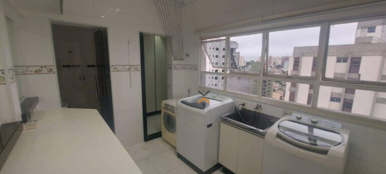 34fd1d3b995f5b94c9593f5580a64950-1