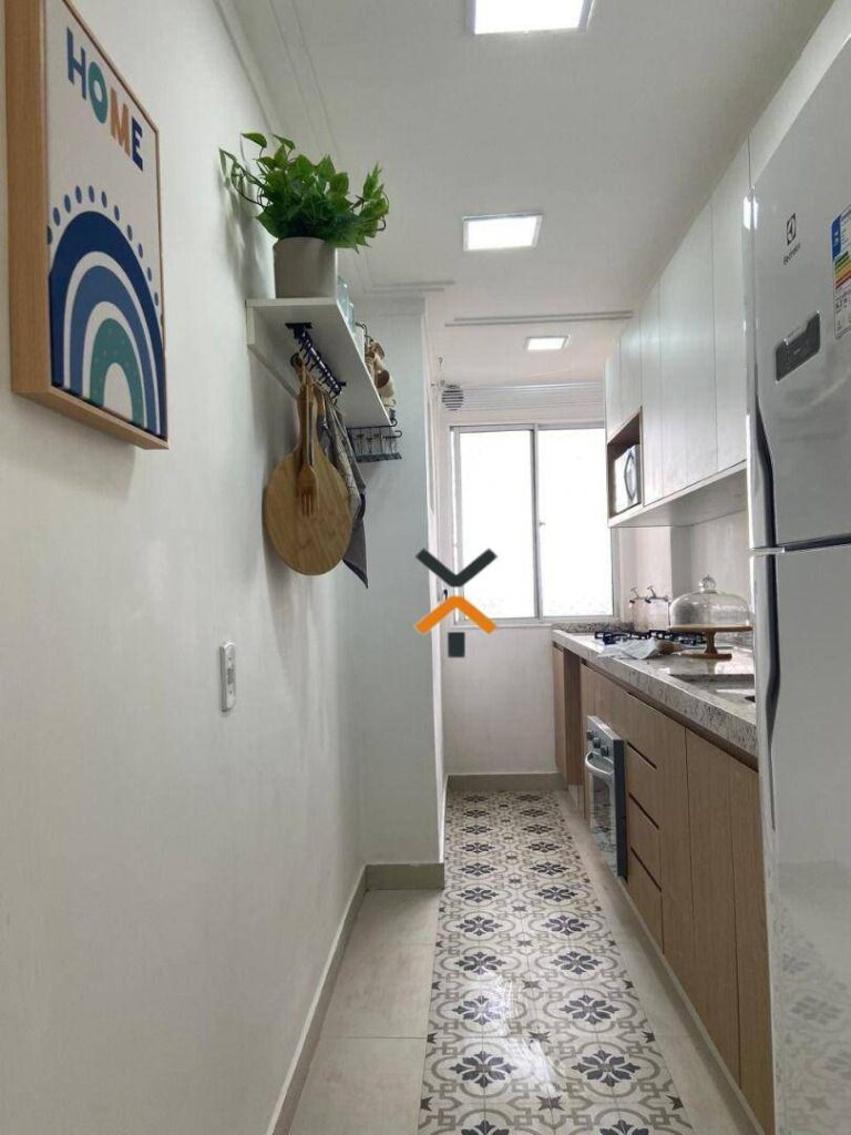 449ace15bda15fec9908a241c89fd335-1