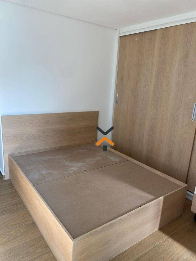 49fc6e42d469a8a9f56d0d614780d967-1