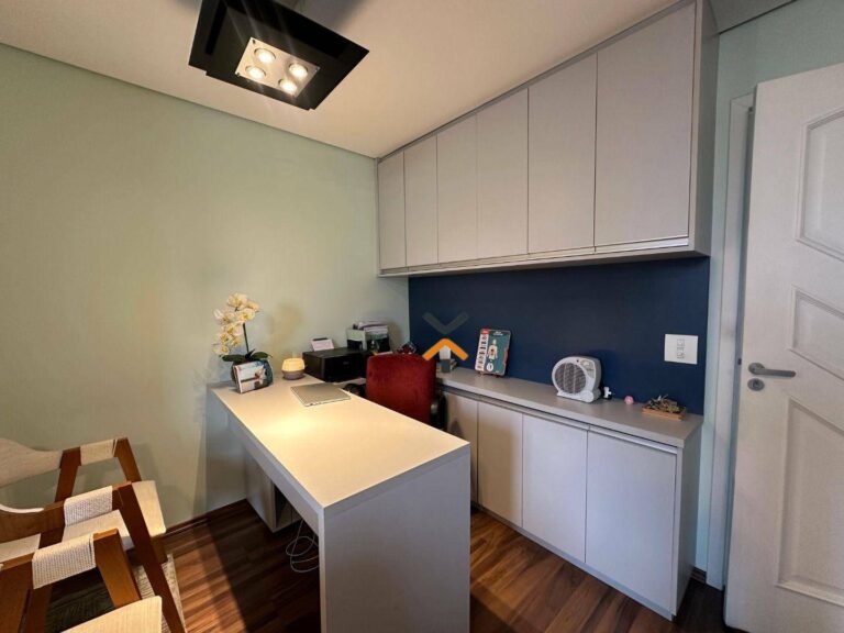 4b412d1879f7a92e38f4f67f348ea42c