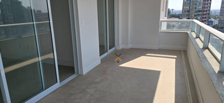 4c181f260354a7c8a782a939a7999a9d-1