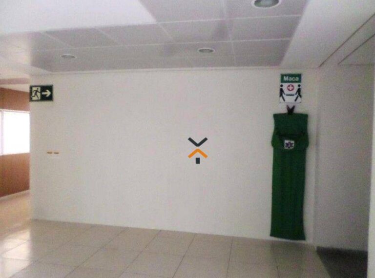 4e0b13931f67419aacc02de2868f0bdf