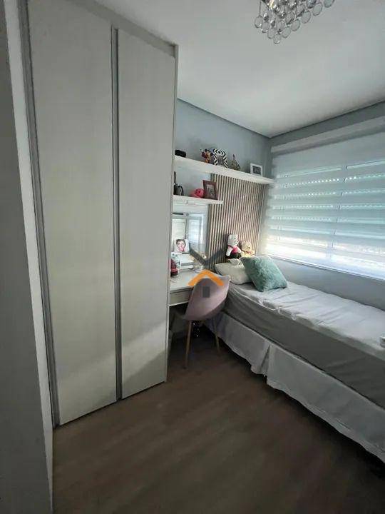 5198612387f5074f2d86eb425b798a10-1