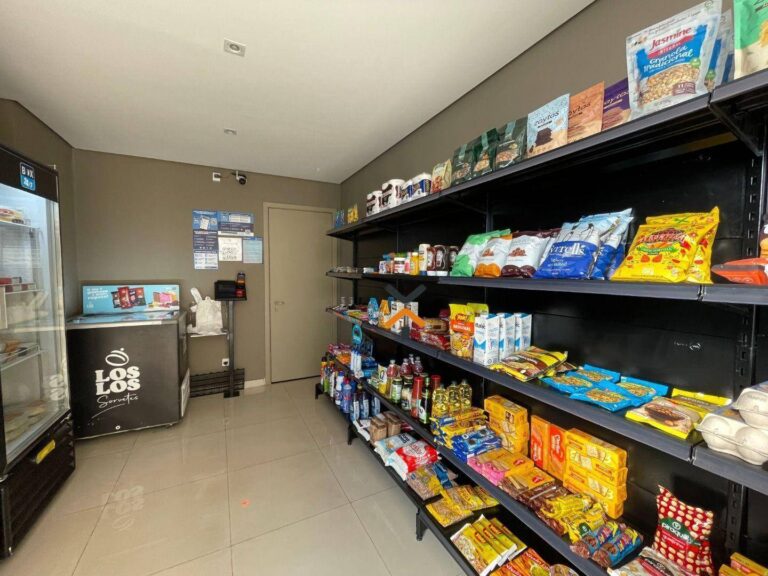 5514bec6e2c9b56e4c3a40caea6b47dd-1