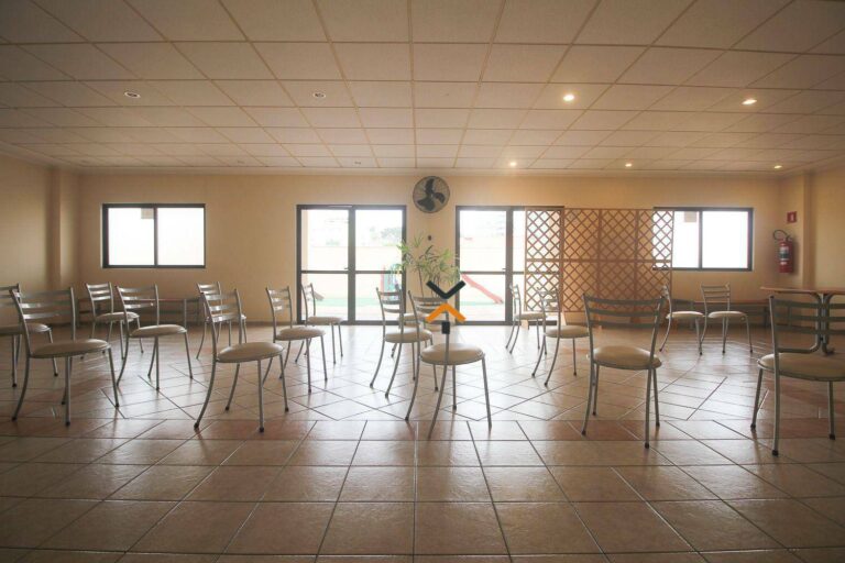 55ddbbbcd3c8bd700973851f2f373f69-1