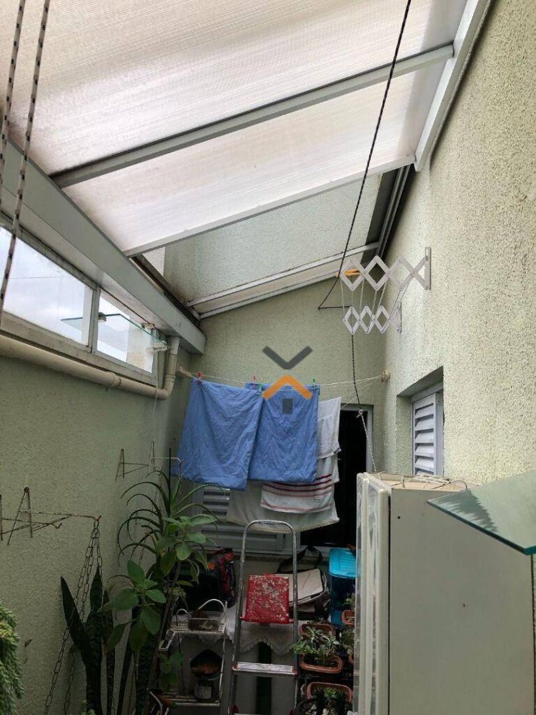 55e5300ac93112cd72c1b52b7ed4597c-1