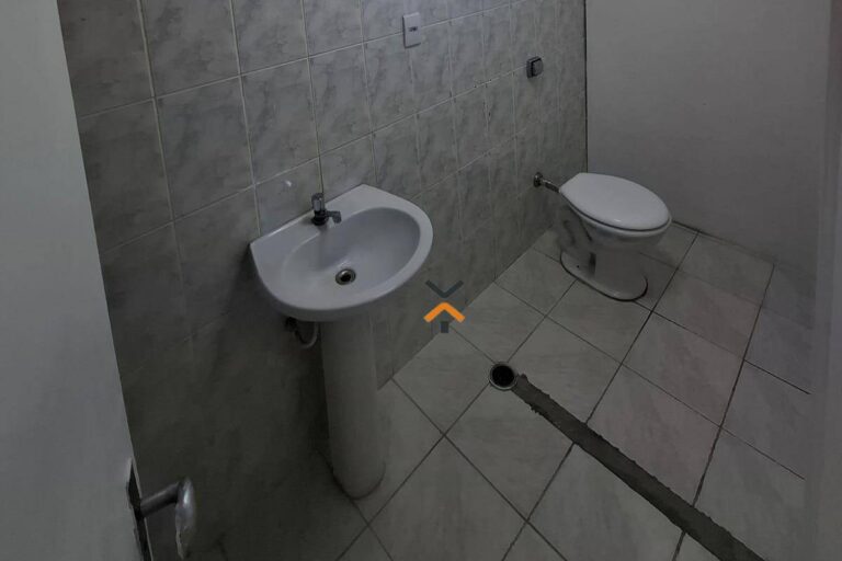 5f1cbf771f8707c8b13c3d471448ed48-1