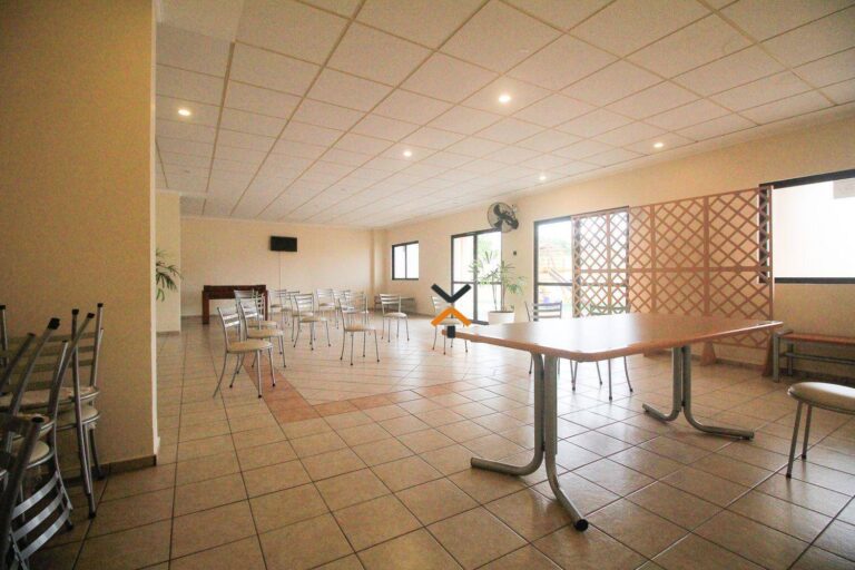 608b7d99d65a144b5264d0d3c1fa0482-1