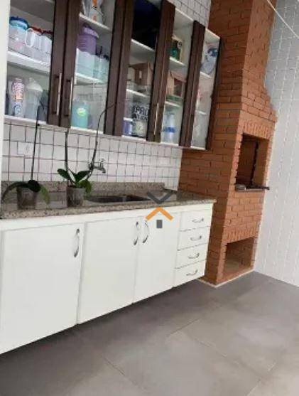 68eafda10c55ee35341733f4d88eb560-1