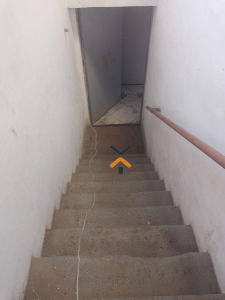 730861a970ea27a23cad07b7578331a2-1