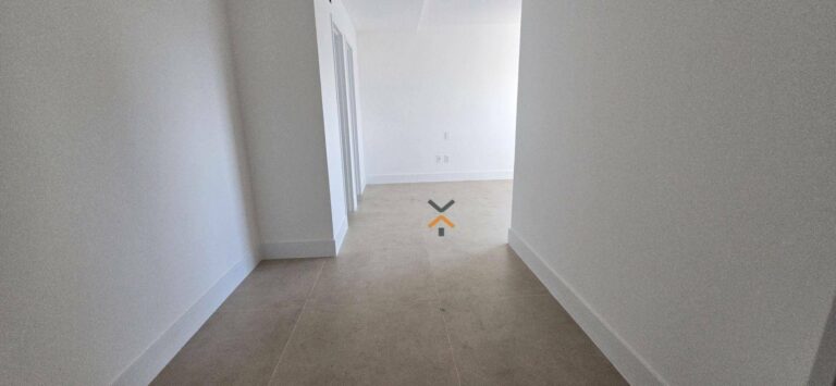 7913ab807856f11b7741990fd2c4f155-1