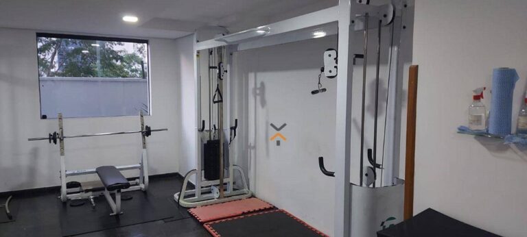 7d5dcd29a50a7f8beb959f9a508e999a-1