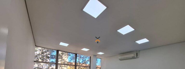 8194776b1cebbcdbc5632ce69624a2e1-1