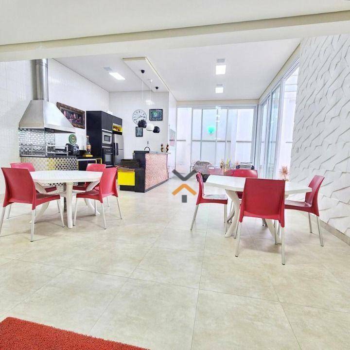 82f990d1240212852d328aaf6952845f-1