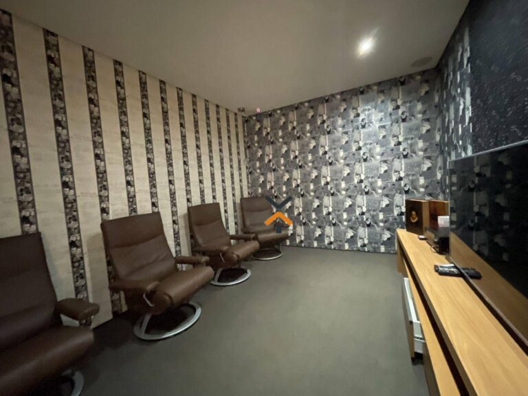 836464d30698db28dc06a5d85770ee67-1