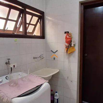 8495e3c096c84479fff7f904bae3f91c-1