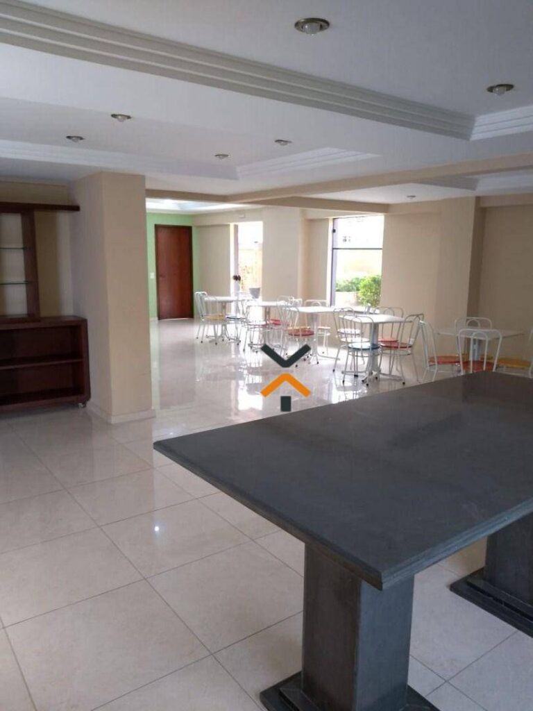 8741bf791599de8992c3b68cddcdf0ef-1