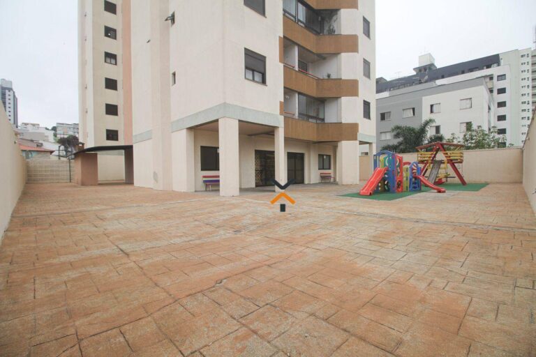 89340ec6772d45b0135bf1a6b0fe4453-1