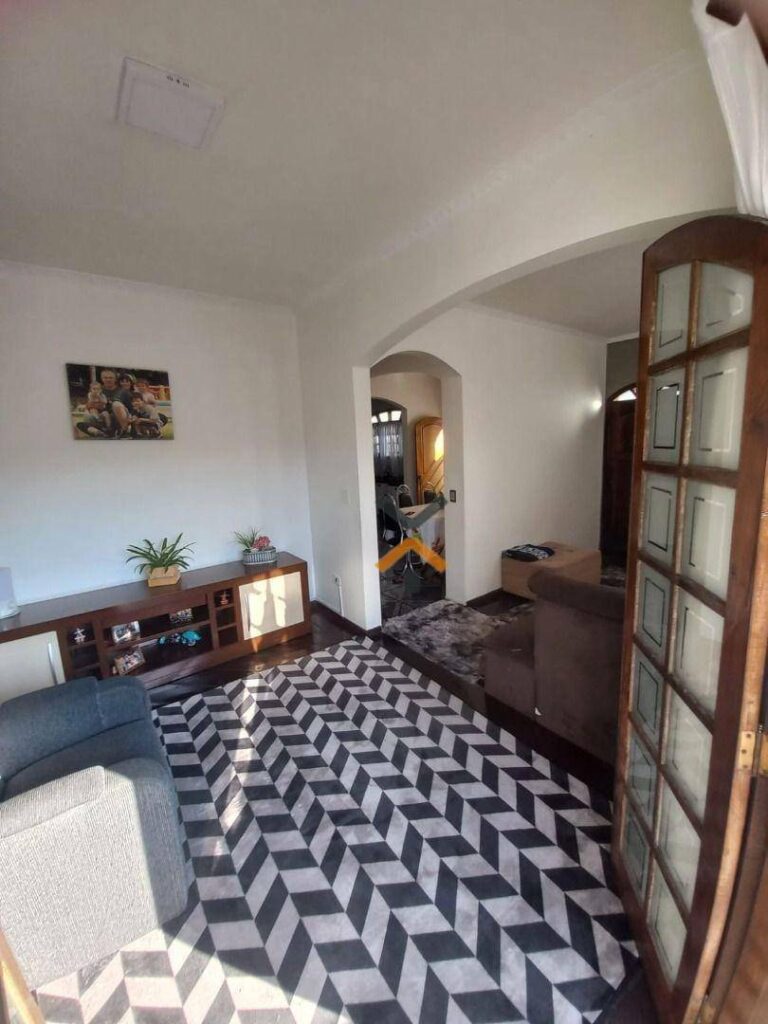 8ae7de743d7278e8424535ee21849aee-1