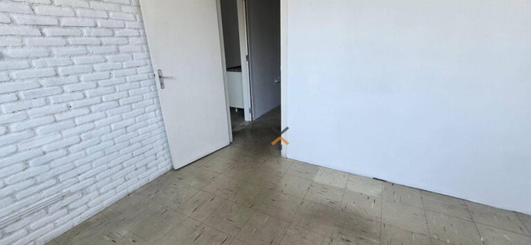 8e382a8382c63fadc65dfbedb3b8321d-1