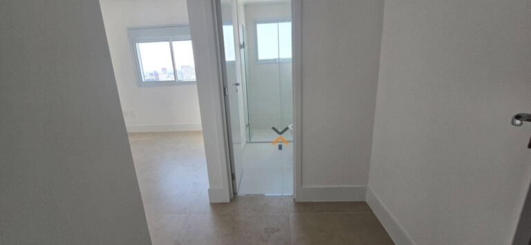 900aacf5b46a9bdff99133e8b40a793f-1