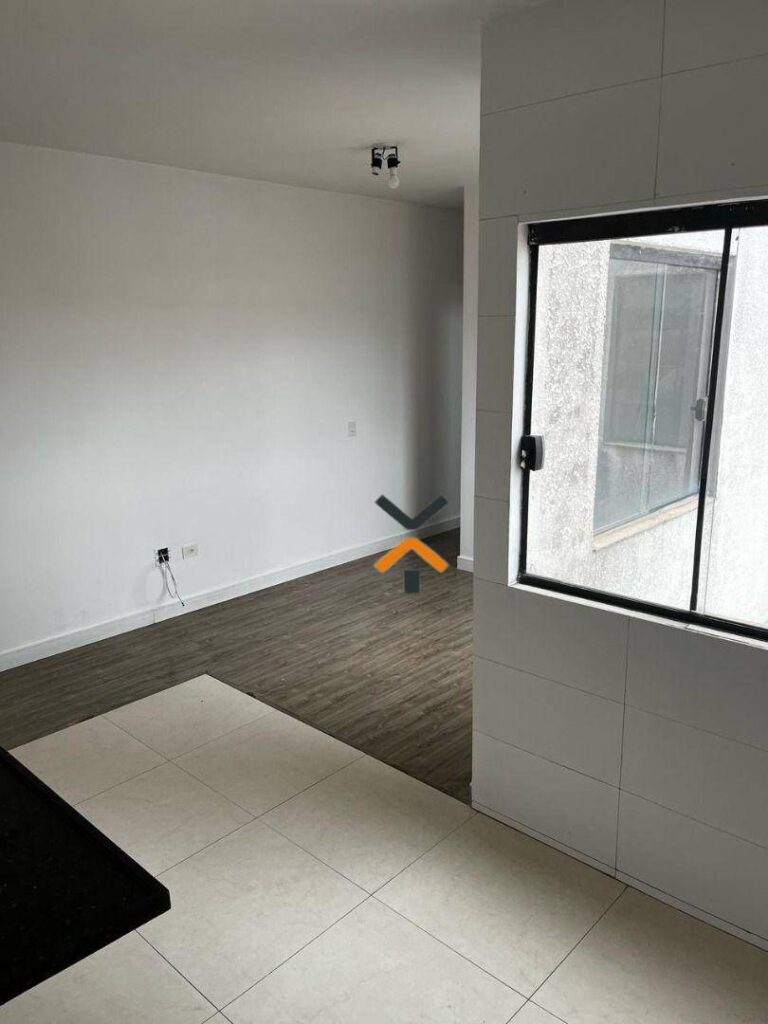 915353fc76e43b328a7d3eecc8332df4-1