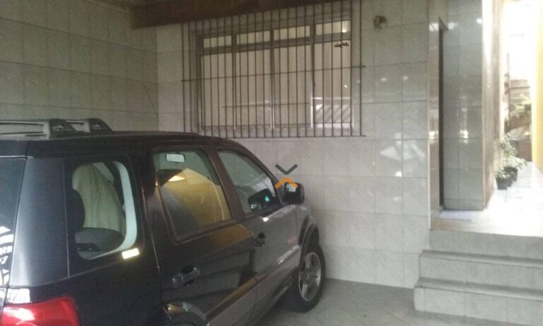 966dcbffa8ec79e7f31b5e5b77f7195c-1