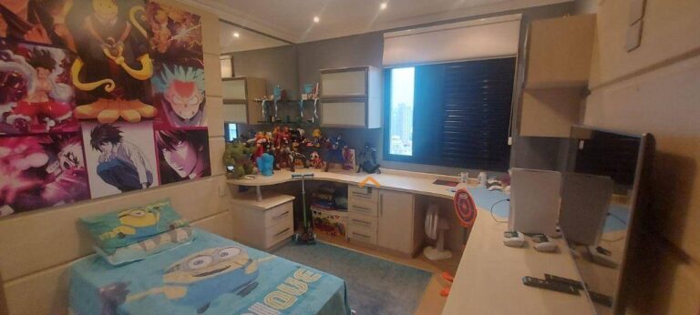 985cdbd6113950818ac0f8b9da5d00f8-1