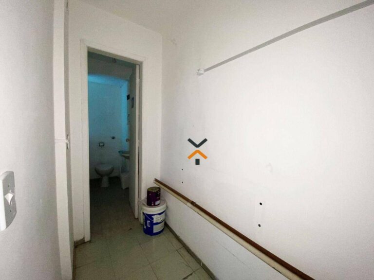 9b03e2565bf9b1bcd04a0c5eae3bf516-1