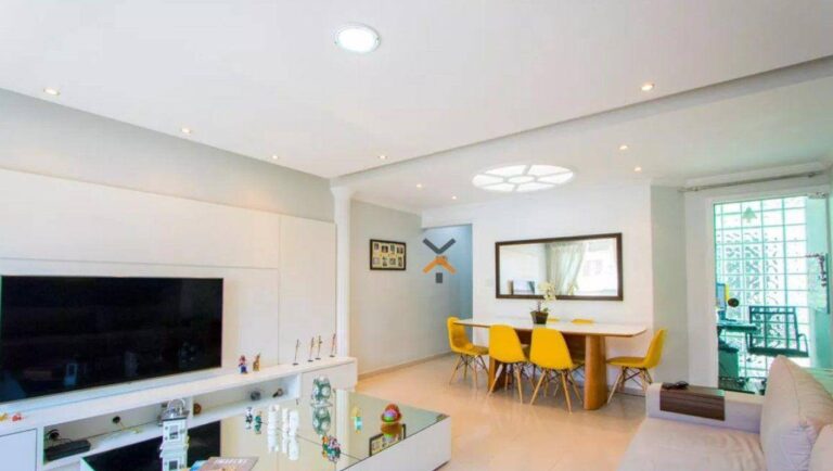 ApbzP6tMWCiAYkGmw2iCmBsiR7kzJaNt-1