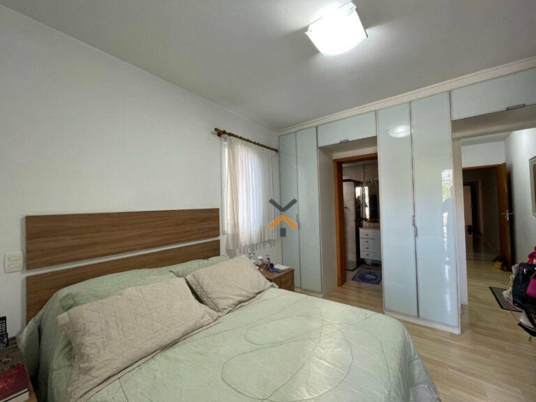 HhmY1aGaQubwVreWNU3XrqGFQCypci90-1