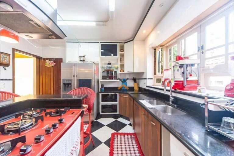 KhfN2xaKzIx4o41Uy7ALdz14j0roOcbO-1