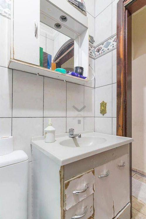 L9c9uXeR8nG9Vmymx1cin5I8Ws1chwjn-1